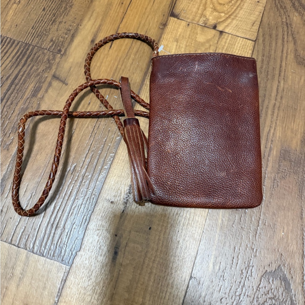 Fat Face United Kingdom Brown Leather Crossbody Bag. EUC